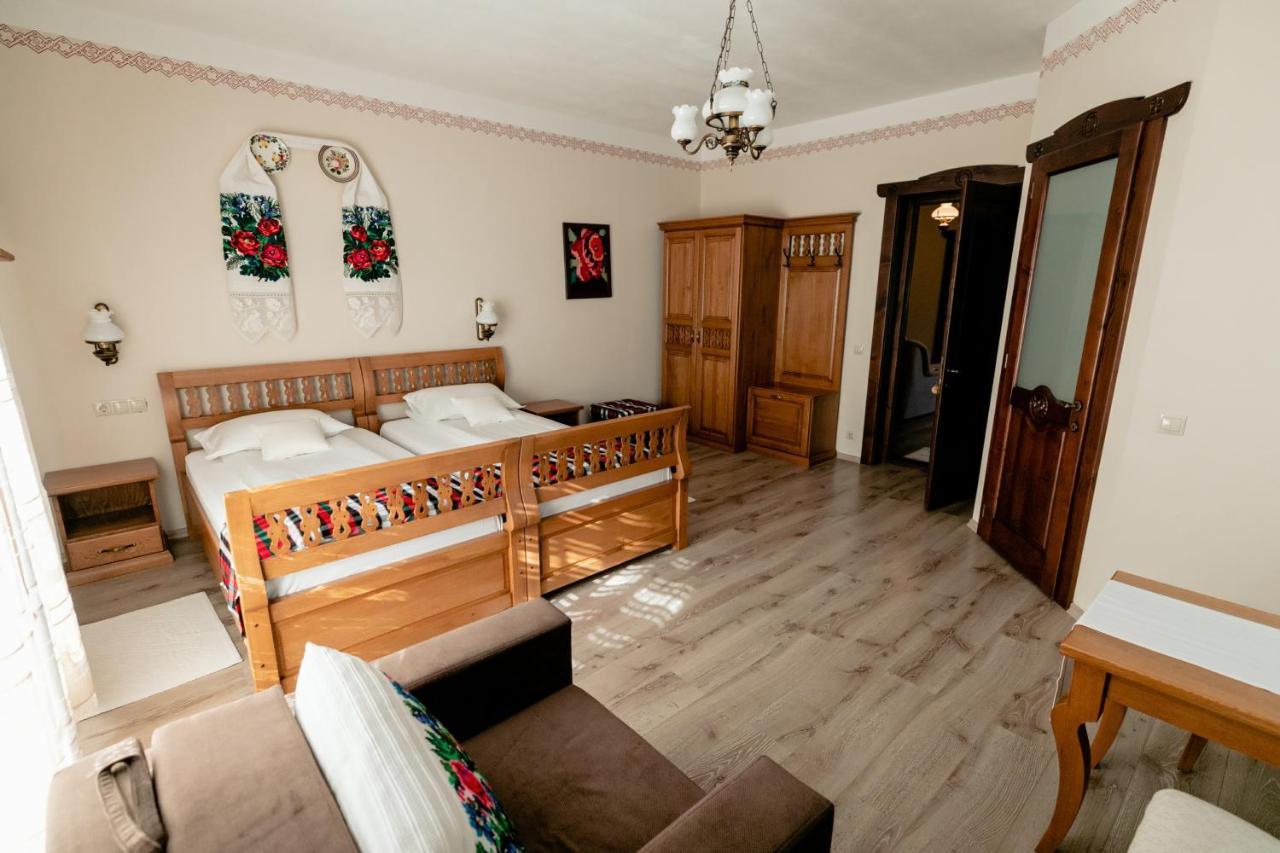 Glodeanca Hotel Ngoại thất bức ảnh