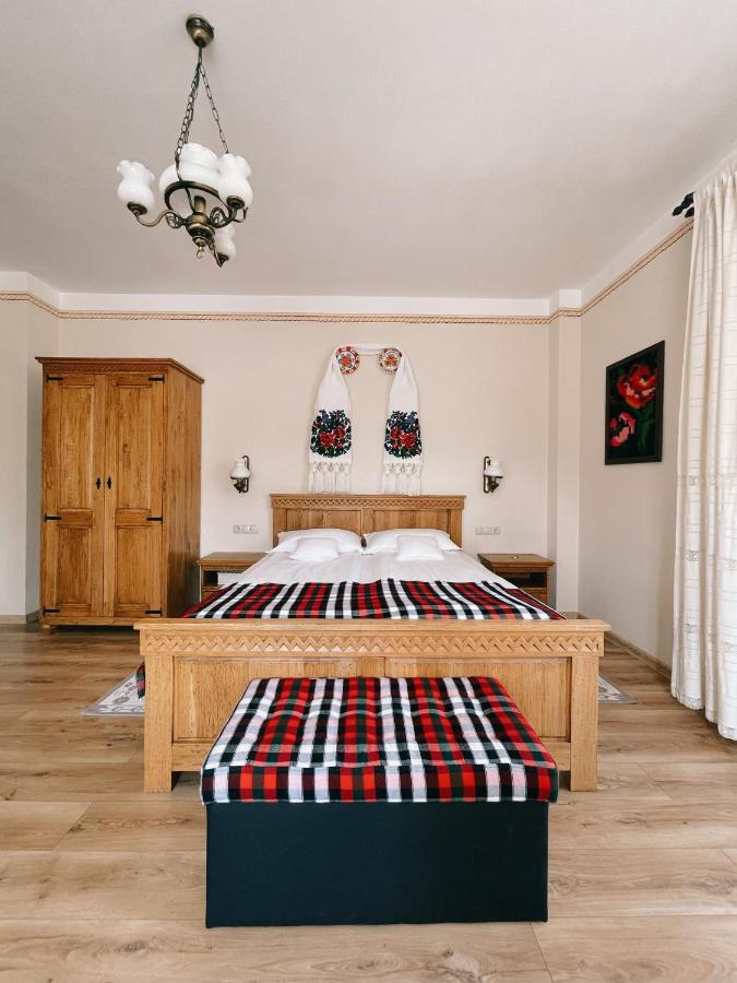 Glodeanca Hotel Ngoại thất bức ảnh