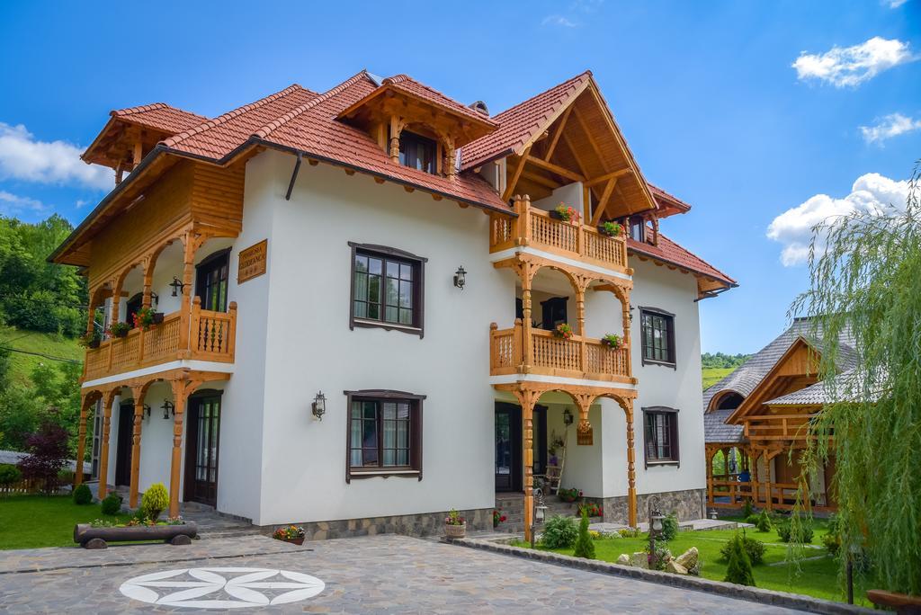 Glodeanca Hotel Ngoại thất bức ảnh